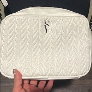 Simply Vera Vera Wang Sintra Crossbody Bag - Ruched Brilliant White